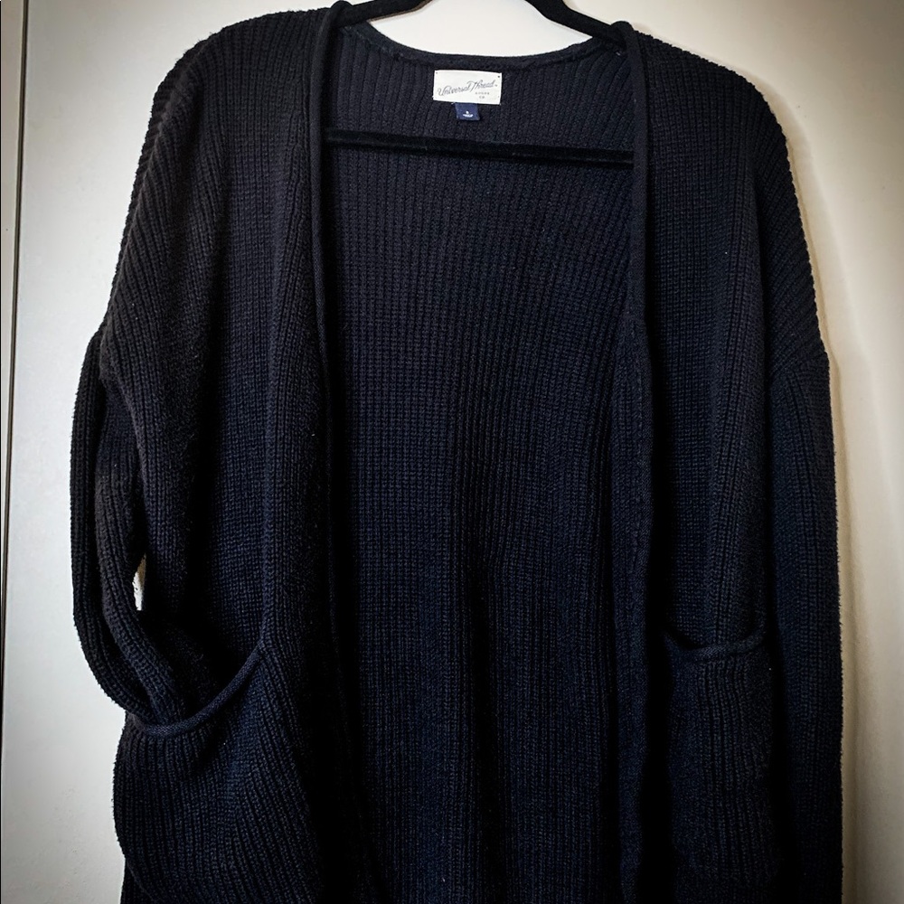 Chunky Knit Black Cardigan •Well Worn•